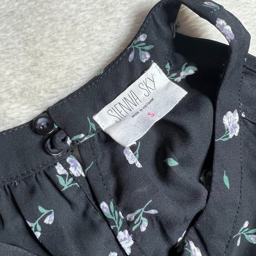 Sienna Sky | Cold Shoulder Top